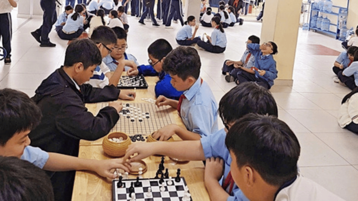 TP.HCM thí điểm giờ ra chơi không điện thoại từ tháng 10