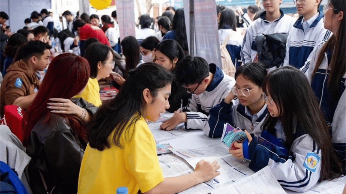 Mất ngủ vì lo tổ hợp C00 biến mất